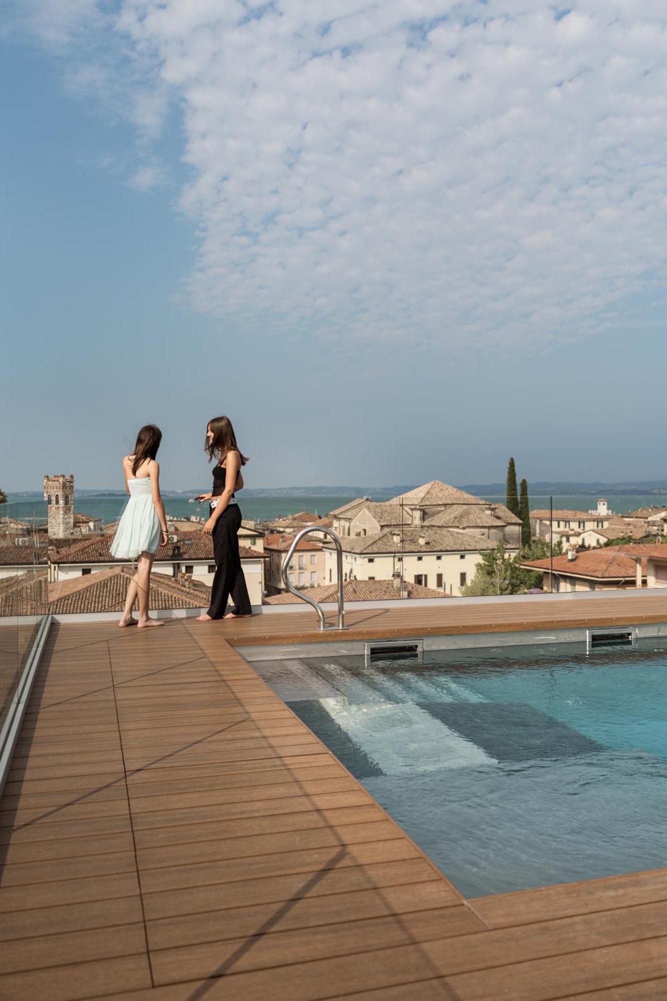 Wanderlust Hotel - Suite & Spa - Apartments & Villas - Bardolino, Lago Di Garda - Verona Ngoại thất bức ảnh